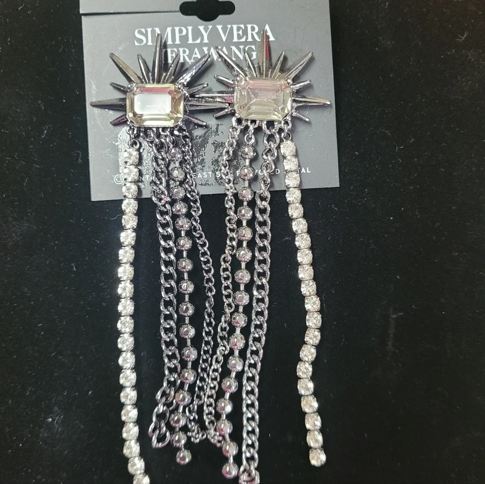 NWT Simply Vera Vera Wang Silvertone Drop Earrings - Picture 1 of 3
